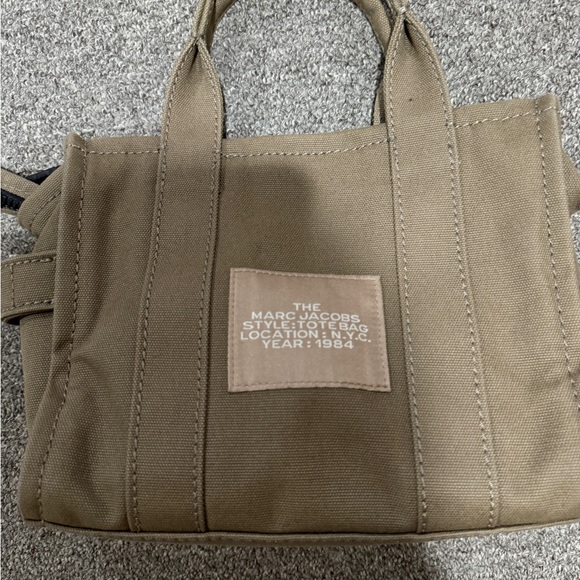 Marc Jacobs small Tote - Picture 4 of 7